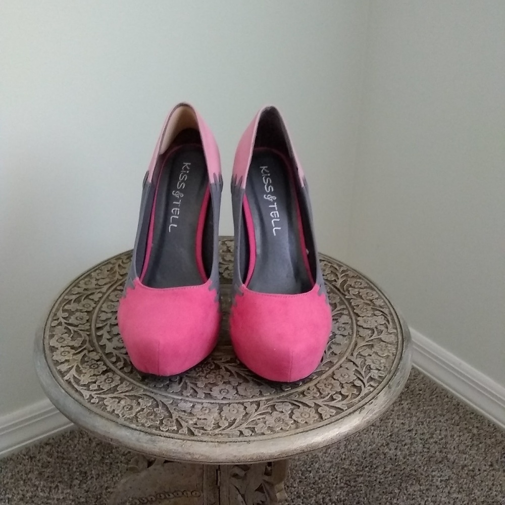 Shoes - Picture 2 of 3